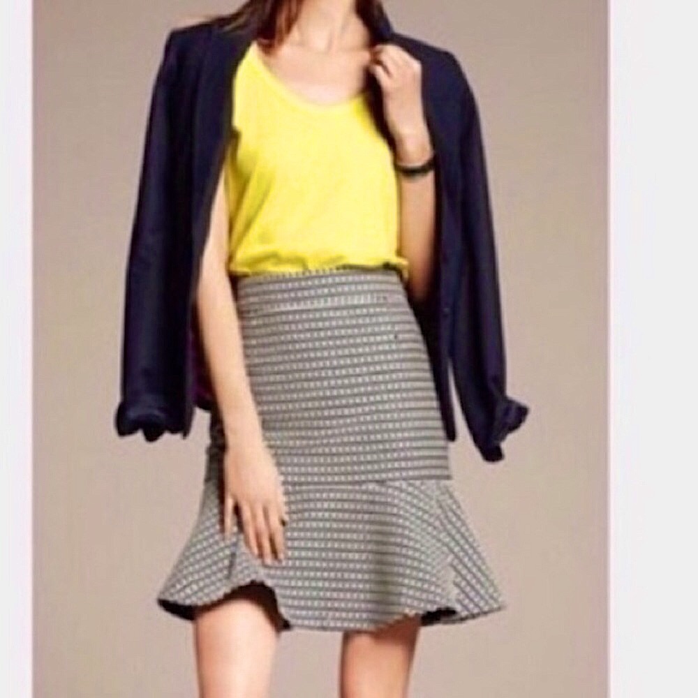 NWOT BANANA REPUBLIC Chain Print Peplum Skirt-A